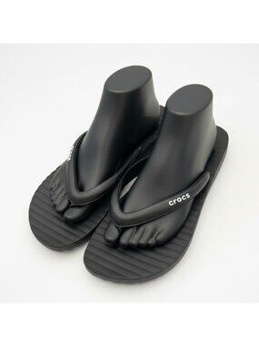 Crocs Womens Black Flip Flops Comfortable Lightweight Sandals Casual Wear Size 8